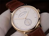 朗格手表表冠保养方法(专业教程分享)